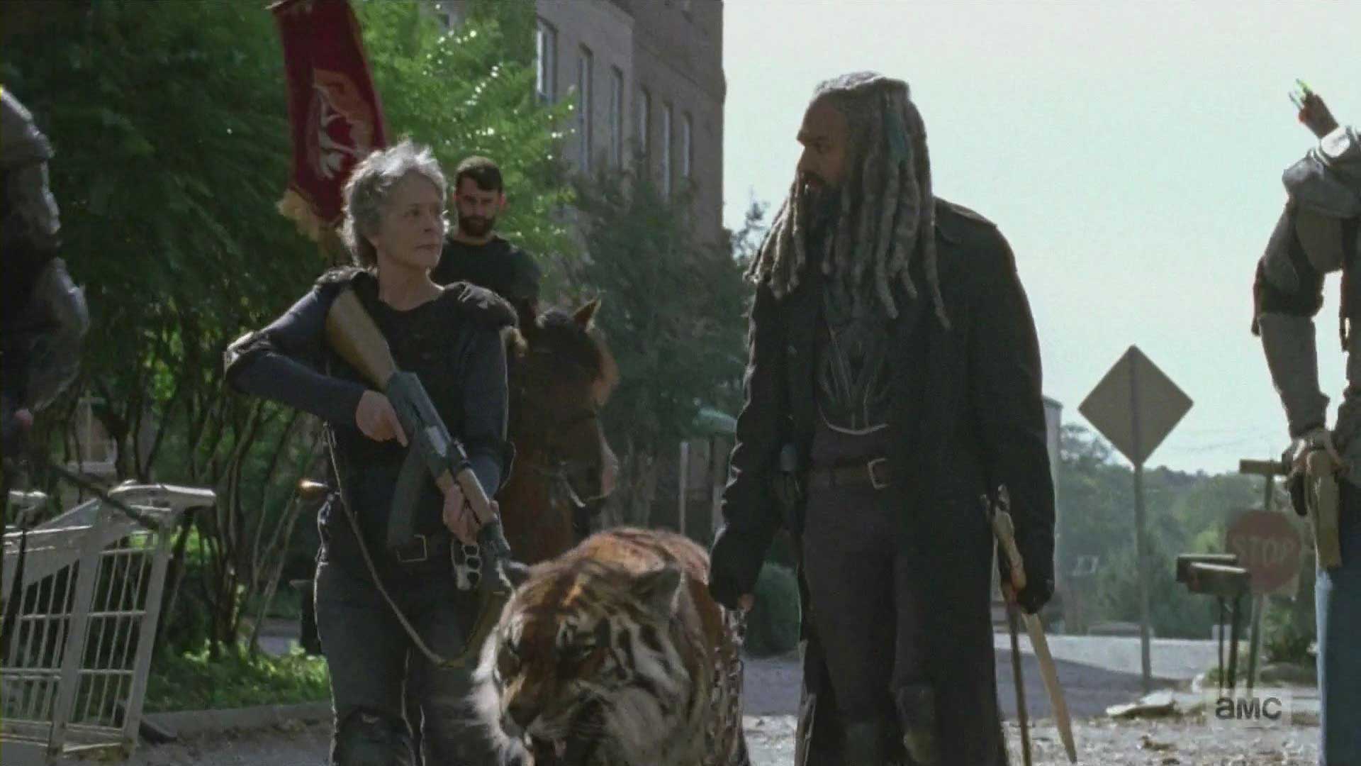 Carol and Ezkiel The Walking Dead Season 7